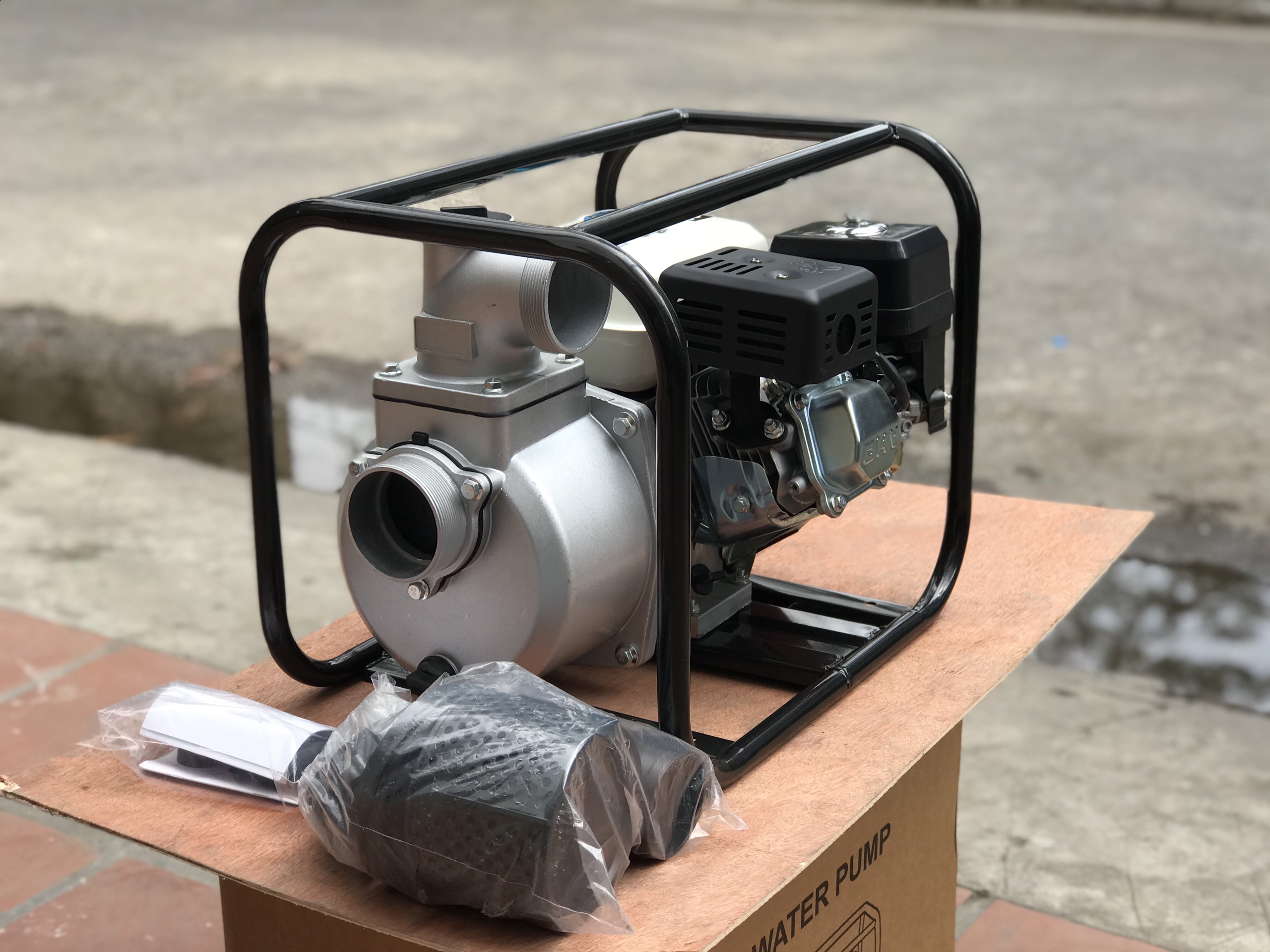 Máy Bơm Nước Chạy Xăng 6.5HP Gmax GM-80