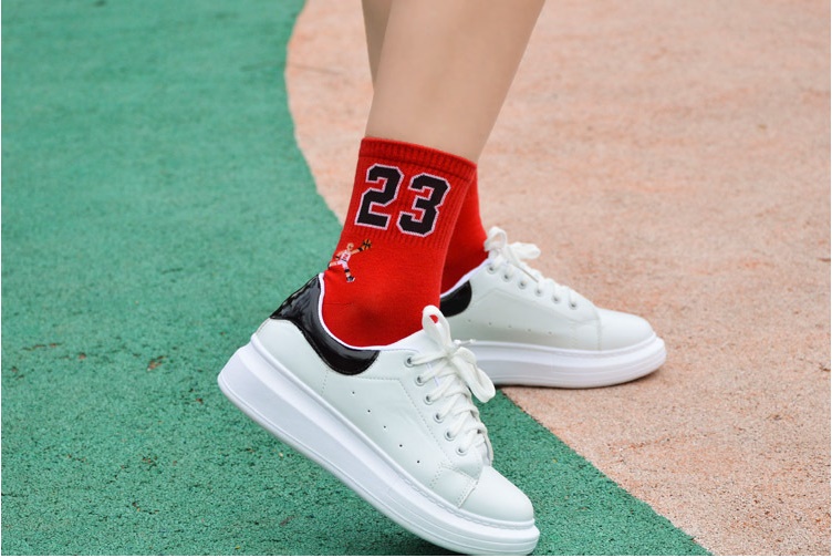 Tất cổ cao logo Jordan số 23.