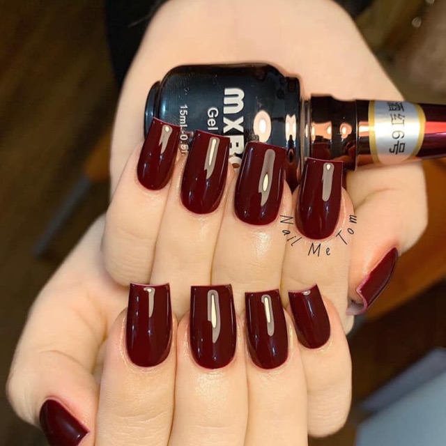 Sơn gel đỏ Mxbon