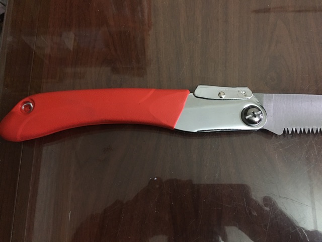Cưa cành gấp gọn