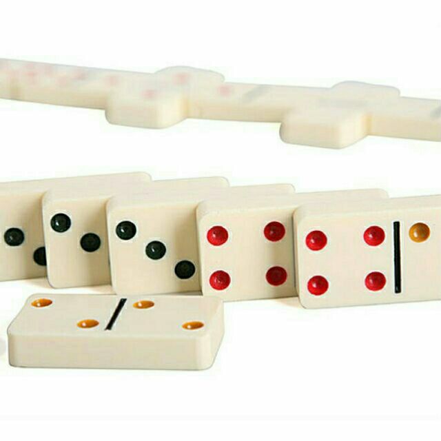 Cờ Domino Nhựa