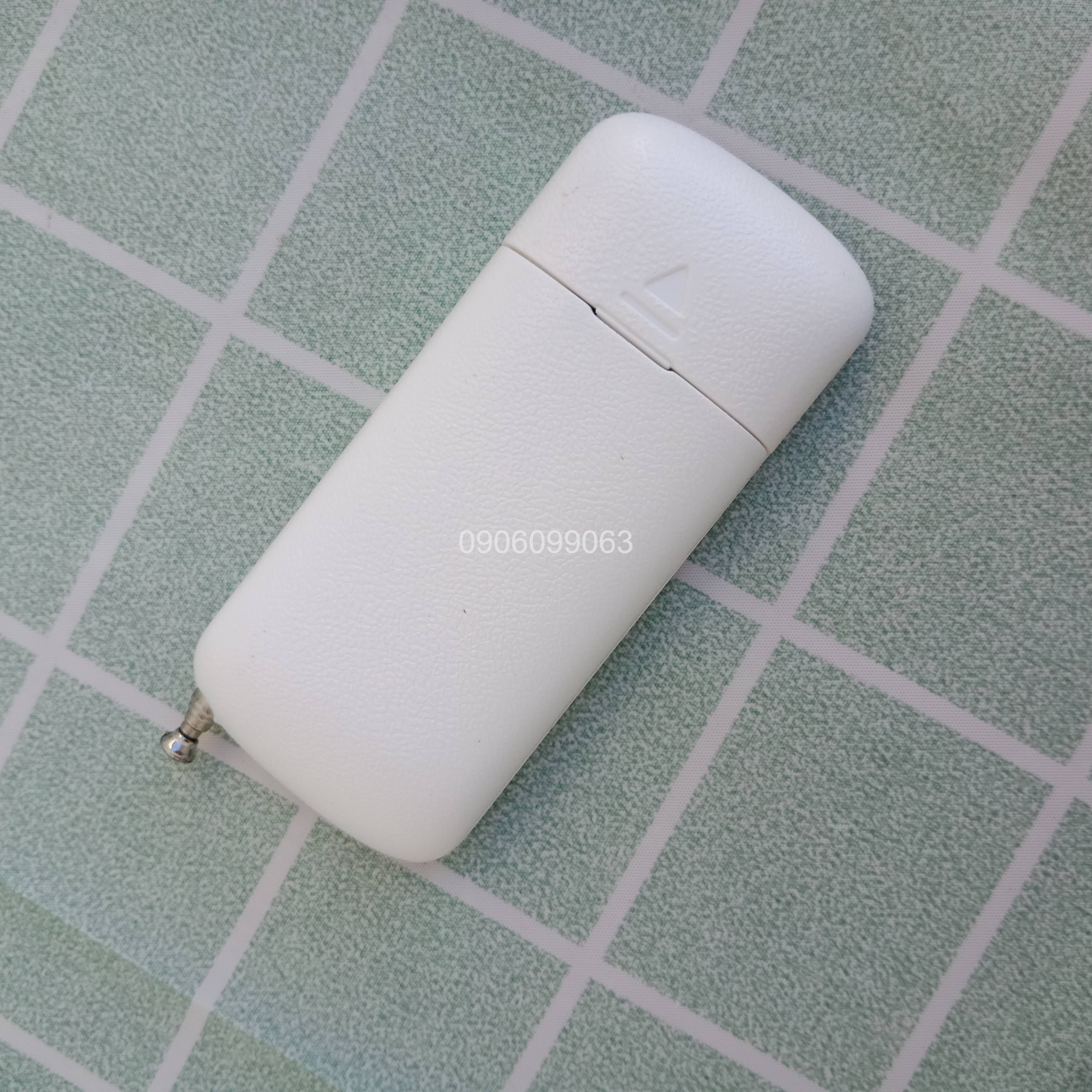 E2 - Remote 2 nút trắng đen 315Mhz/433Mhz tầm xa 100m