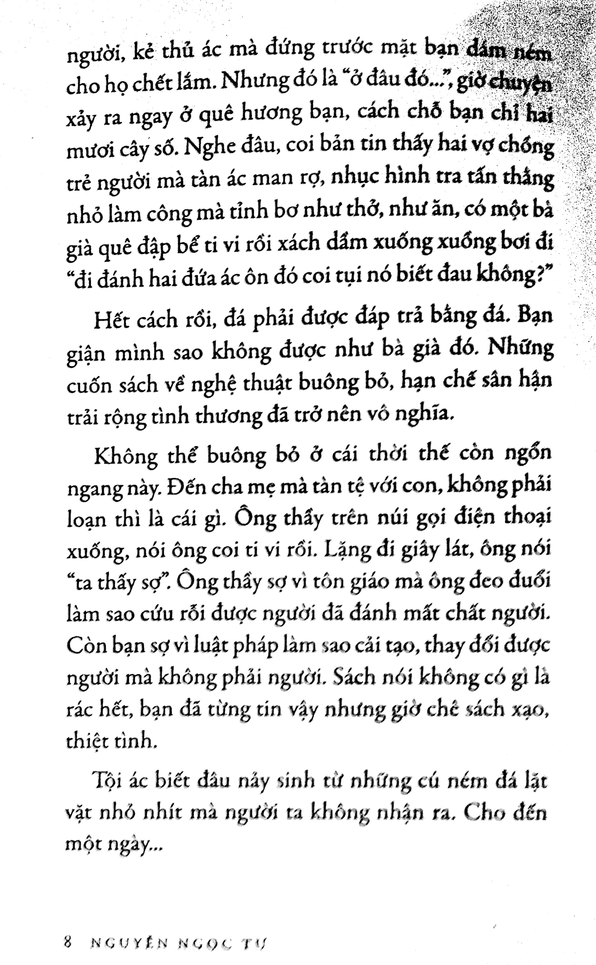 Fahasa - Gáy Người Thì Lạnh (Tái Bản 2017)