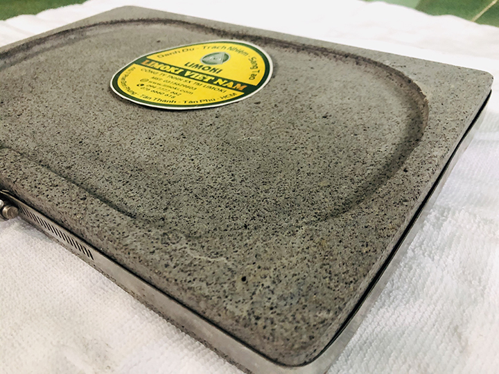 Đá Nướng Thịt Núi Lửa Hình Chữ Nhật 30x20x3cm
