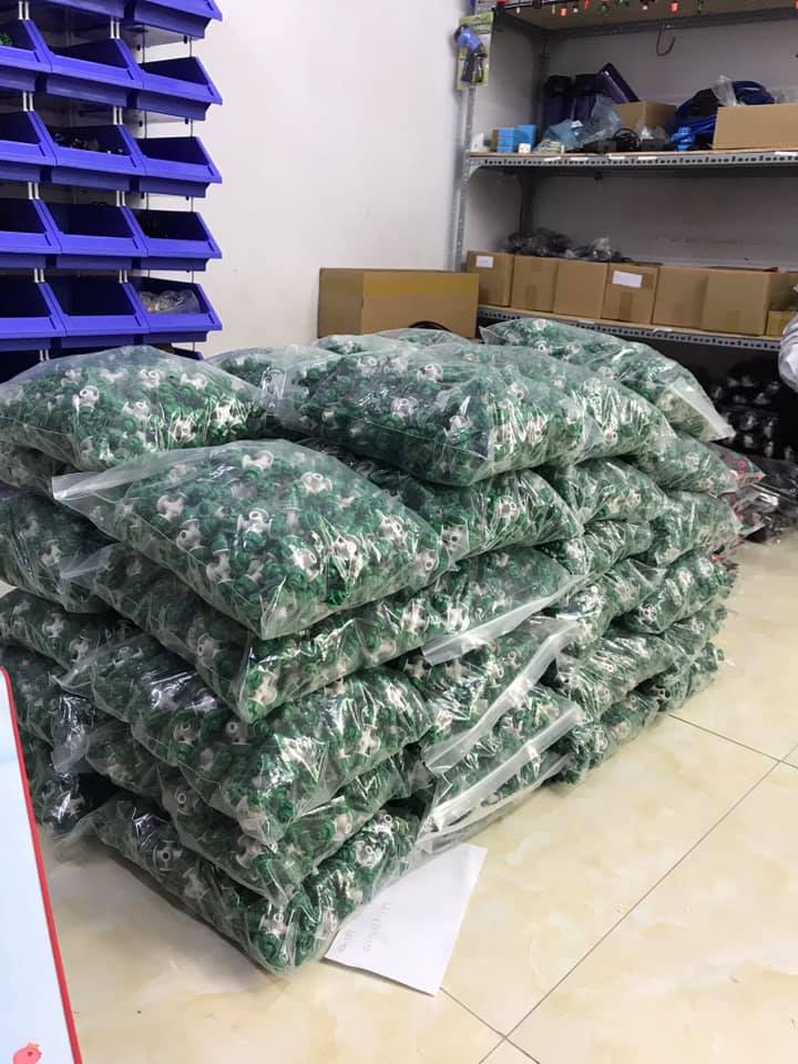 Combo 5 béc phun sương 4 cửa kết nối ống 8mm