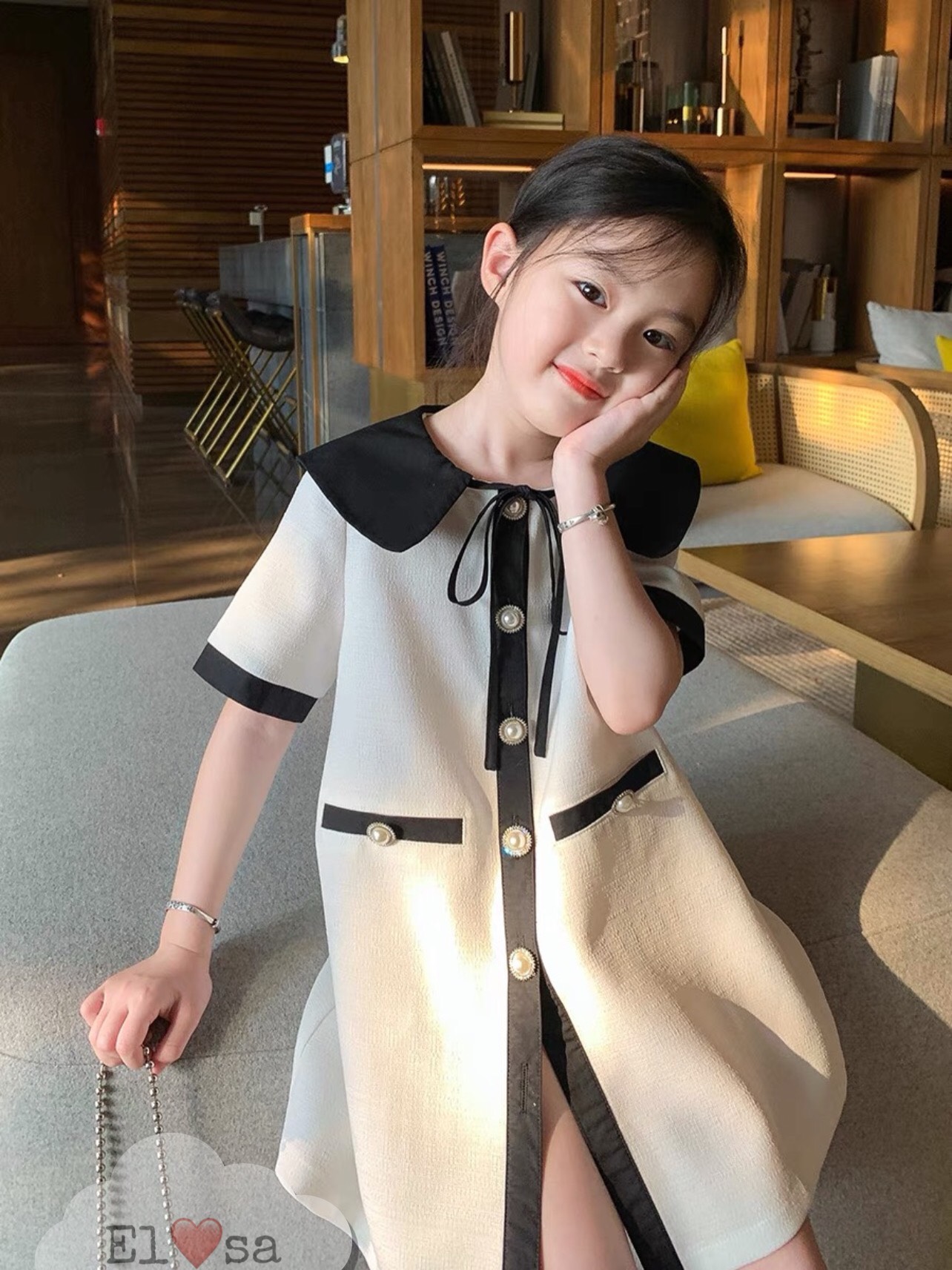 Váy bé gái- váy dạ trắng cổ đen 10-30kg