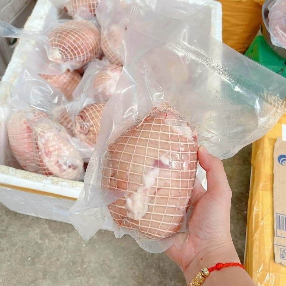 Bắp giò heo rút xương bó chỉ 1kg (giao tphcm)