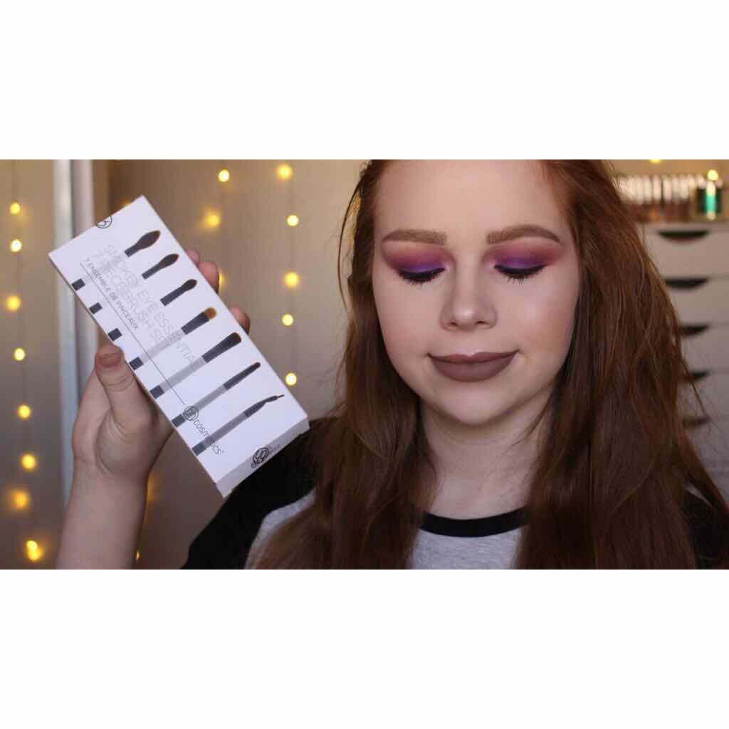 BỘ CỌ MẮT 7 CÂY BH COSMETICS SMOKEY EYE ESSENTIAL