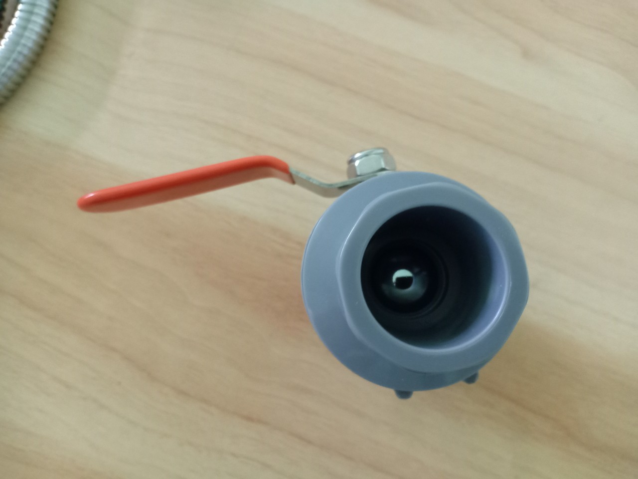 Van khóa nước tay gạt inox 21mm