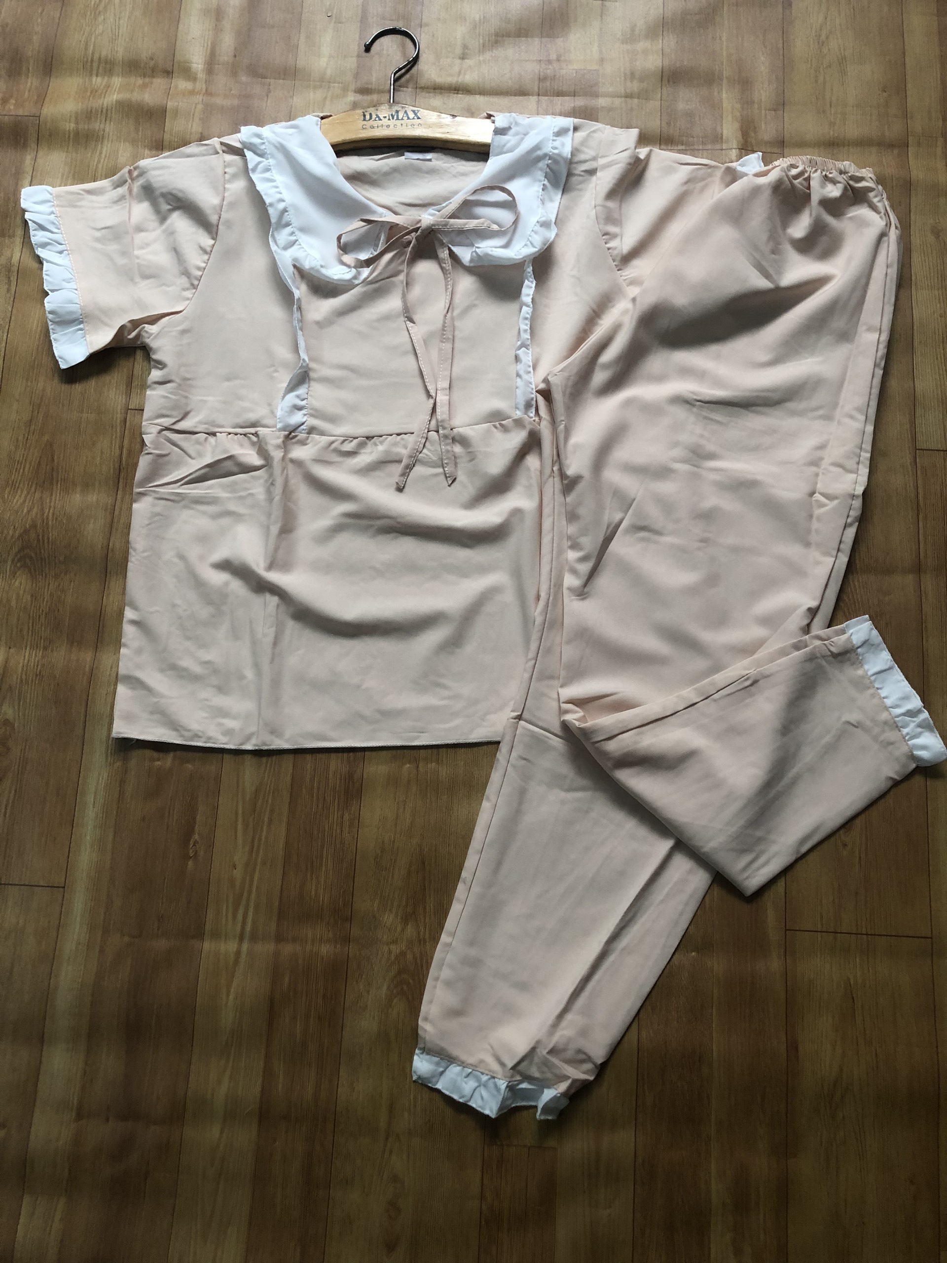 Đồ bộ pijama dài phối hai túi tiểu thư xinh xắn vải lụa hàn mềm mịn thoáng mát freesize dưới 58kg