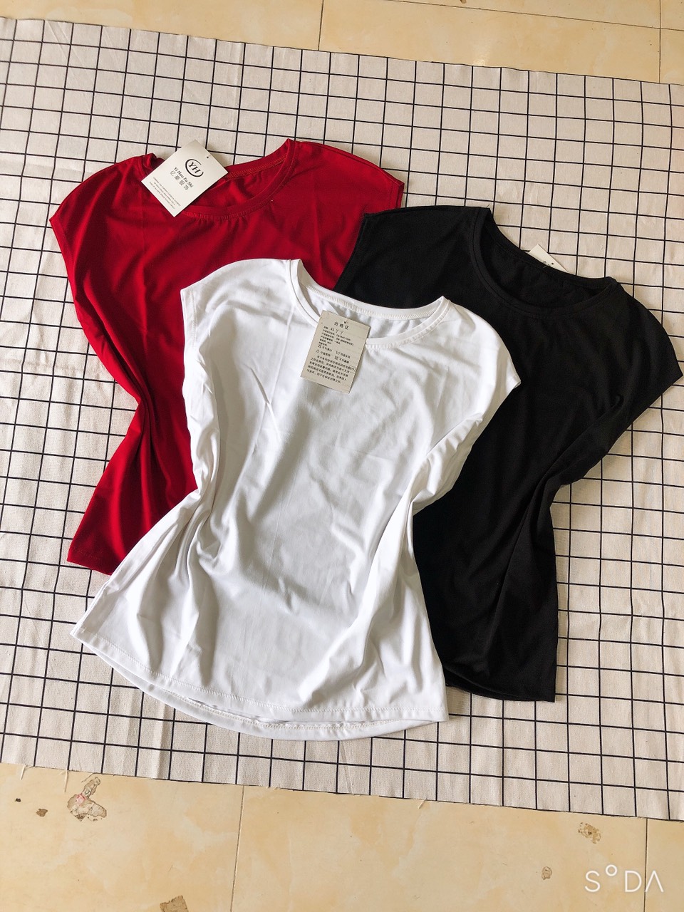 áo thun cánh dơi sát nách chất cotton 3 màu