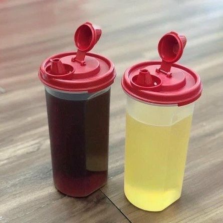 Bình Đựng Dầu Tupperware Pour N Stor 650ml