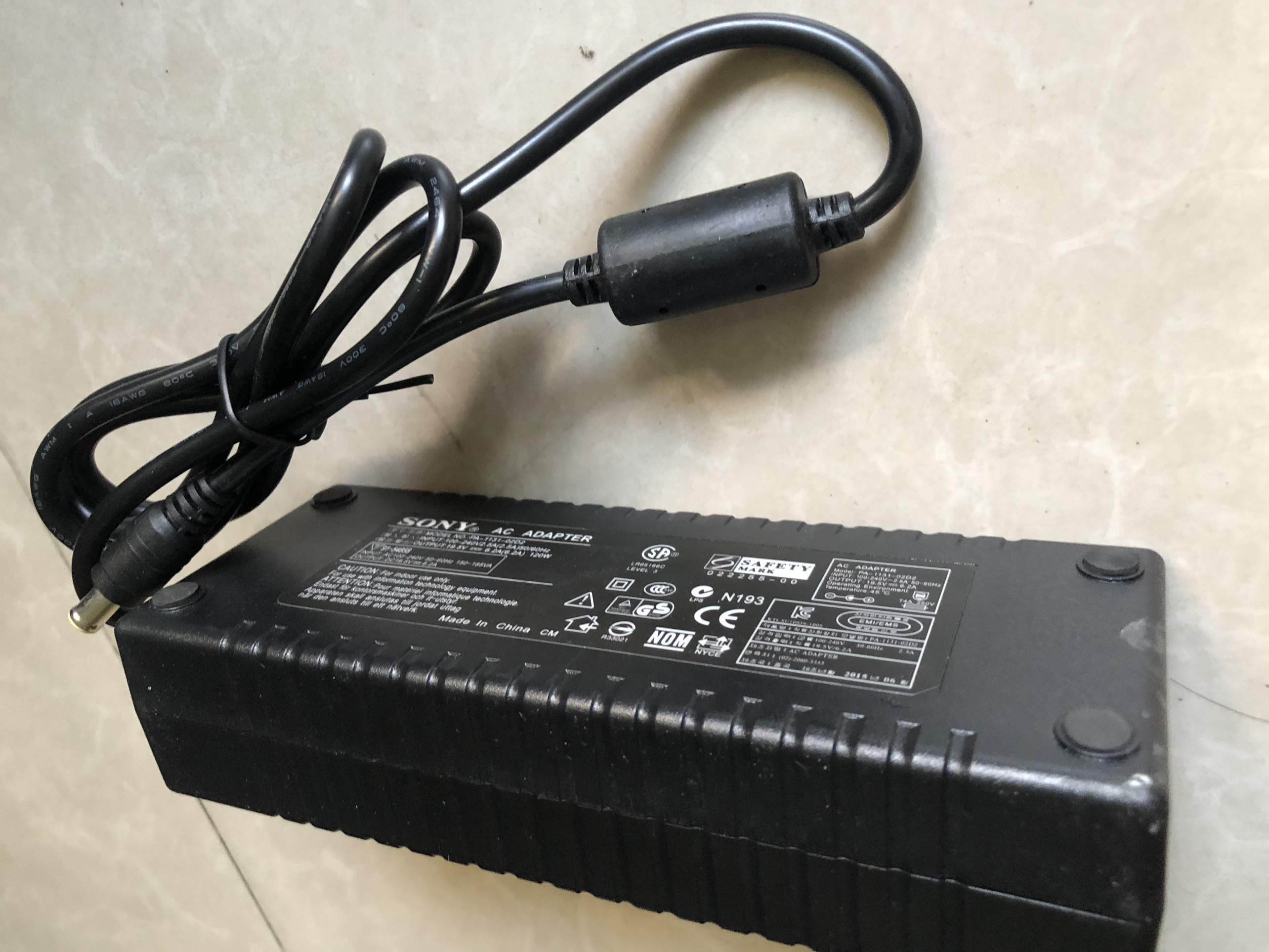 Nguồn Adapter Cho Ti Vi SONY 6.2A /120W