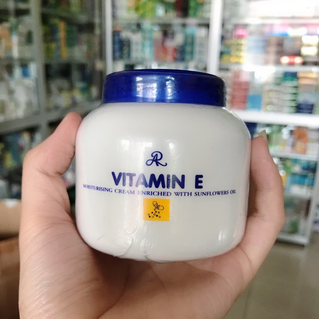 VITAMIN E hũ Thái Lan-Kem dưỡng ẩm body & face