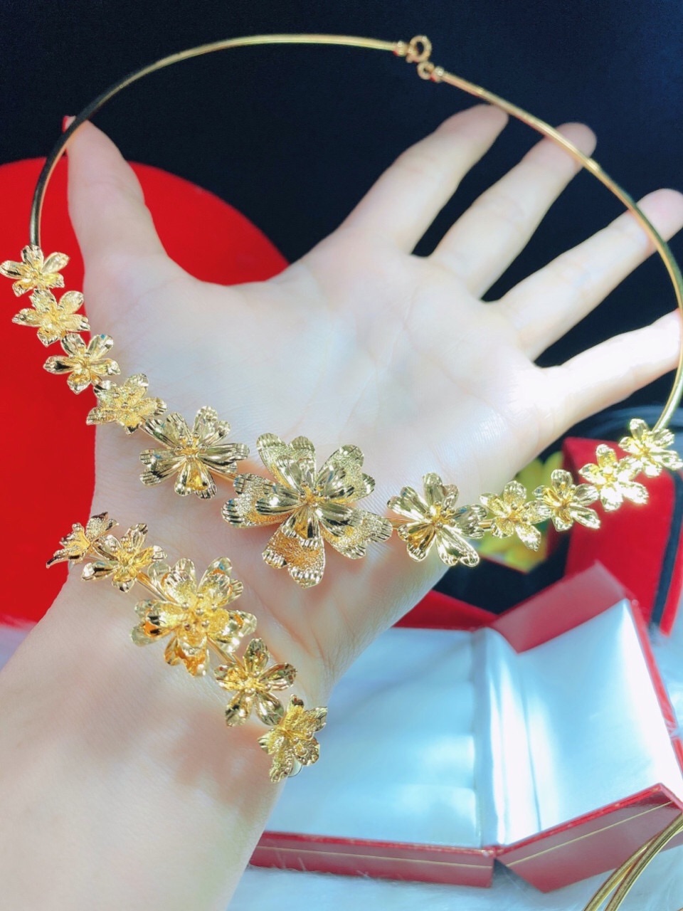 Kiềng hoa cưới mạ vàng 24k mẫu mới về