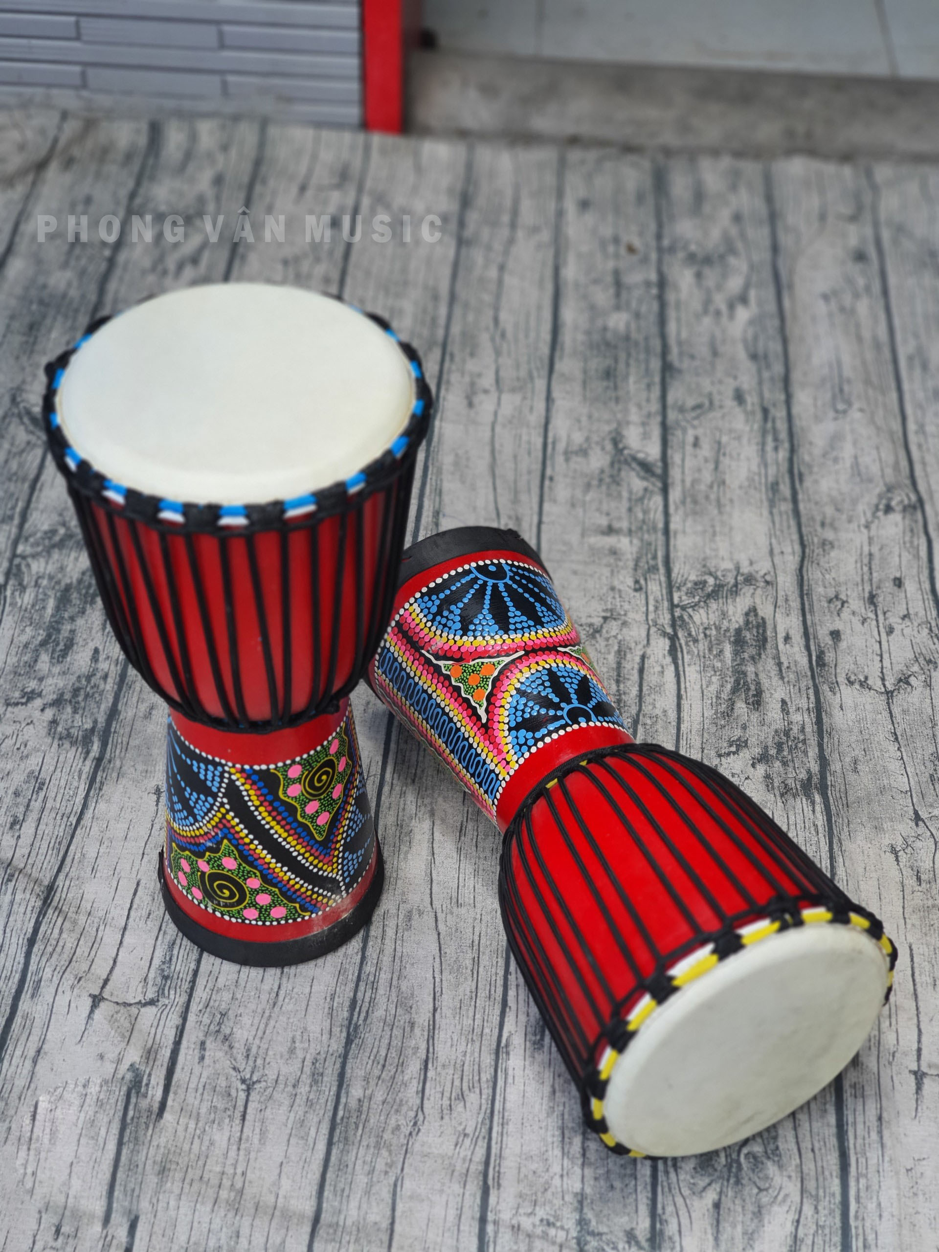 Trống vỗ tay Châu Phi djembe gỗ 10 inch