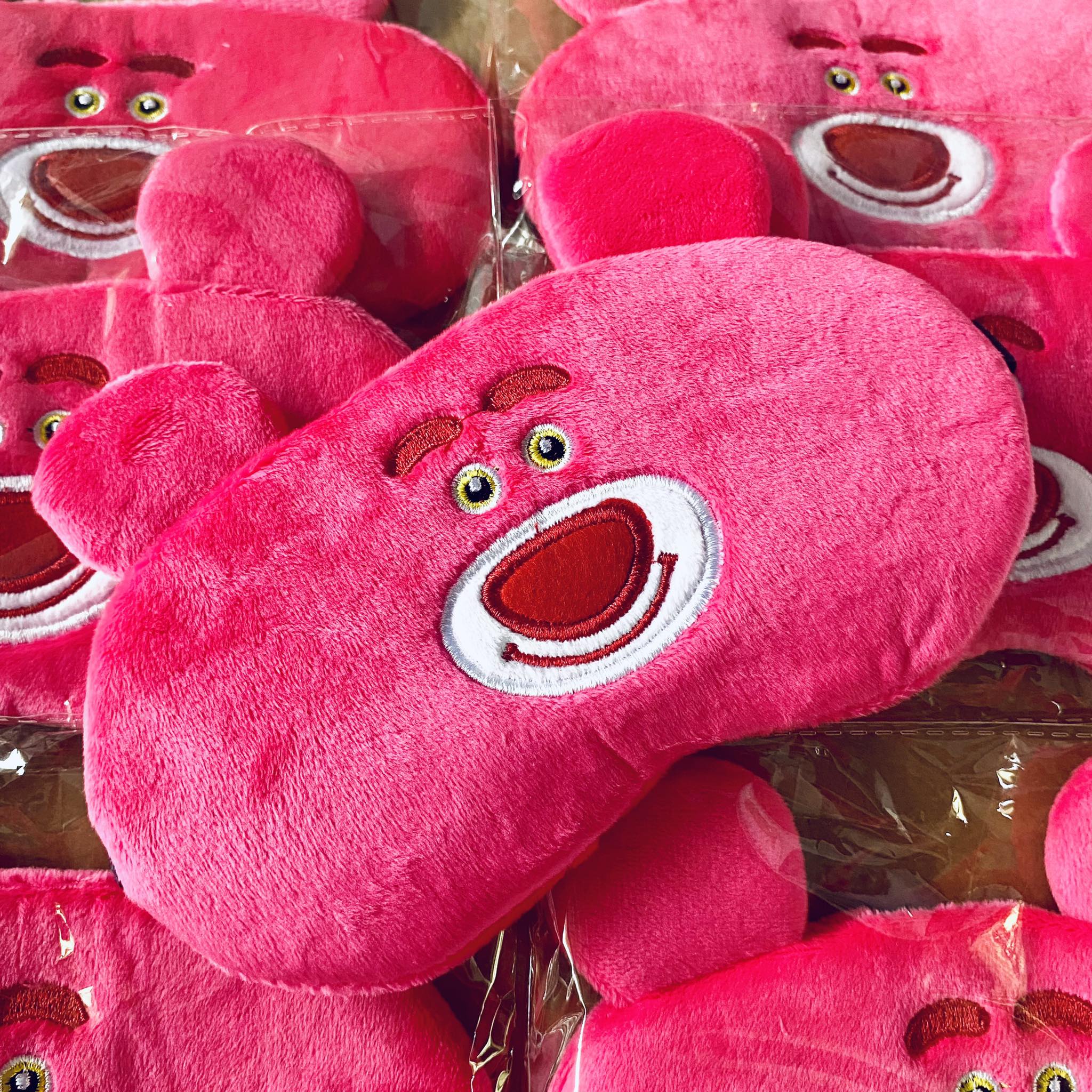 Che mắt bịt mắt ngủ Gấu Dâu Lotso bông mềm