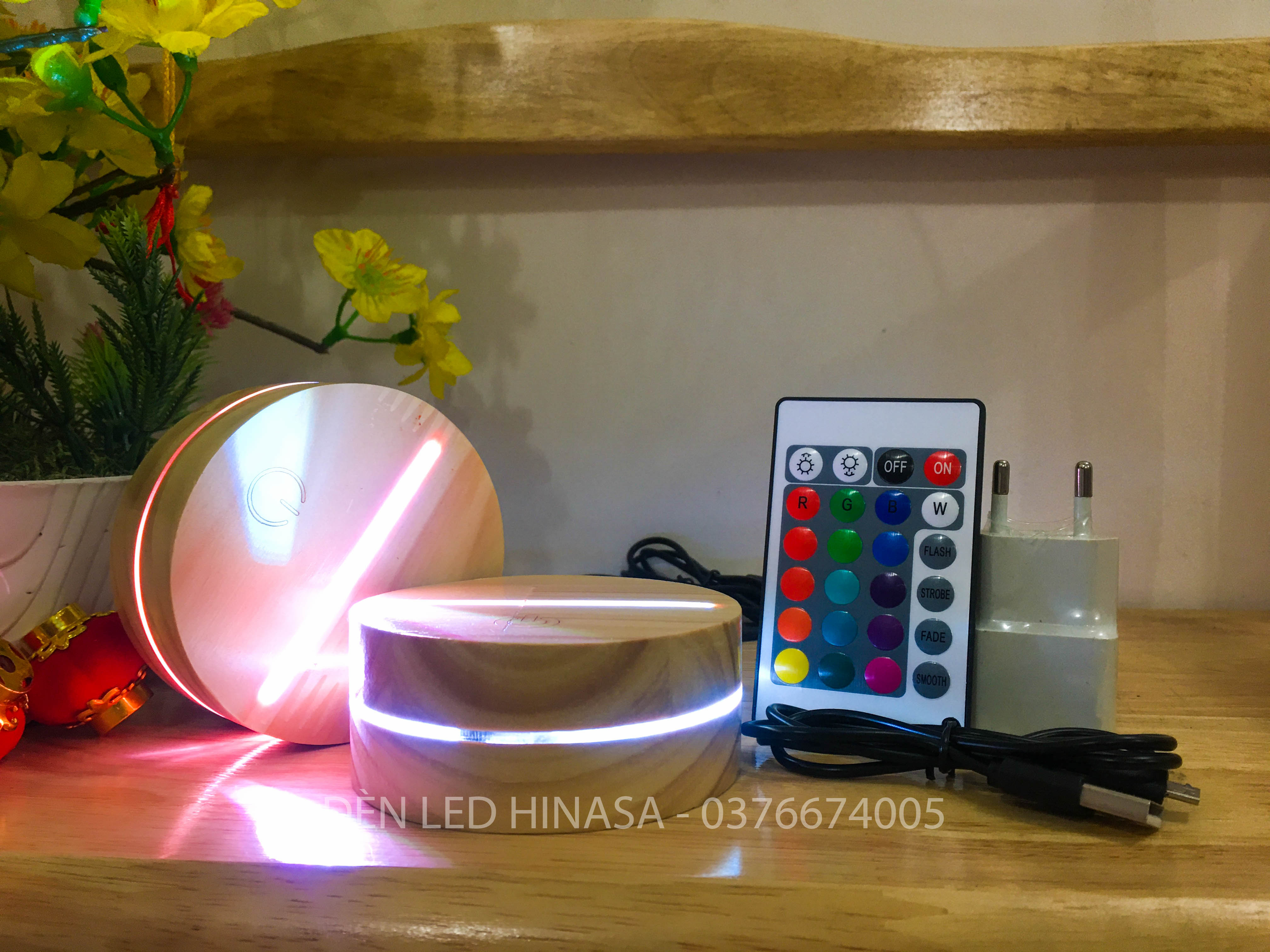 [HCM]Đế Đèn LED 16 Màu Gỗ Sáng