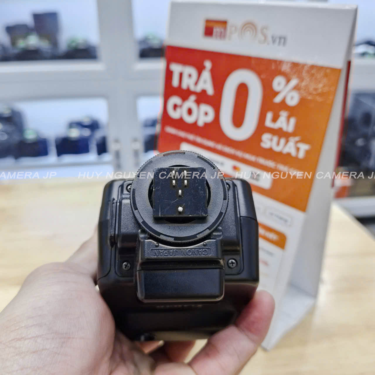 ĐEN FLASH CANON 430EZ . HOẠT ĐỘNG TỐT MỌI CHỨC NĂNG , ÁNH SÁNG TRONG TRẺO.