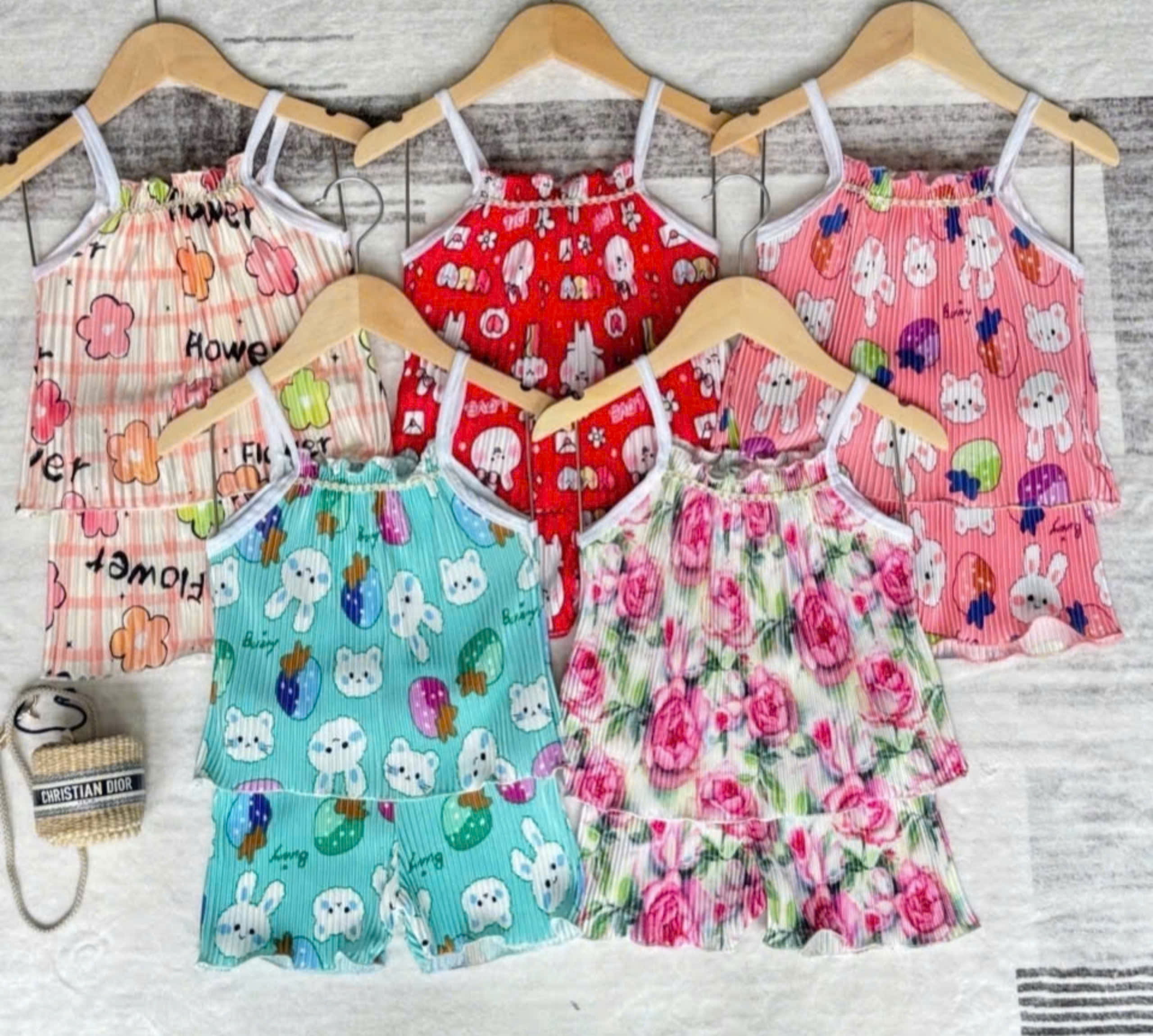 Bộ Lụa Dây Bé (6-14kg) ( Giao màu ngẫu nhiên)