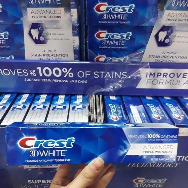 Kem đánh răng CREST 3D White Advanced Triple Whitening 147g của Mỹ