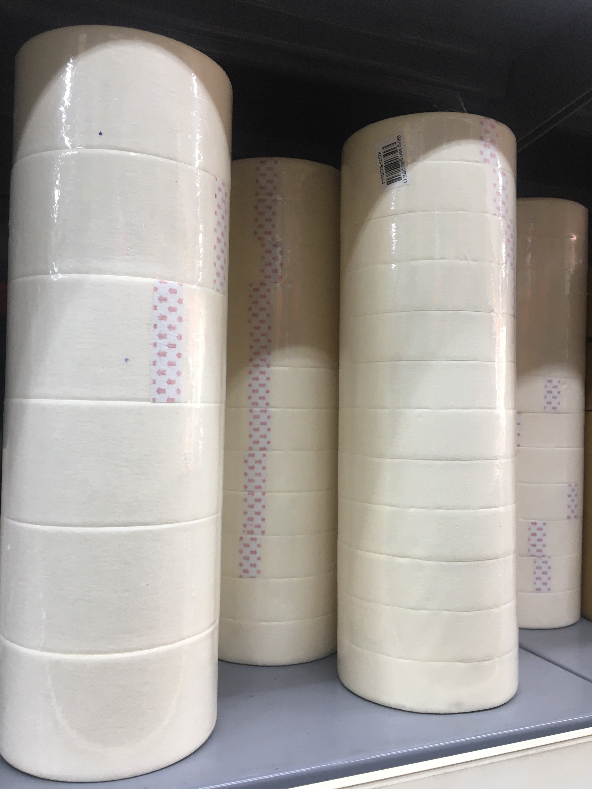 Băng keo giấy 1p5/ 2p/ 2p5 / 5p số lượng 1 cây