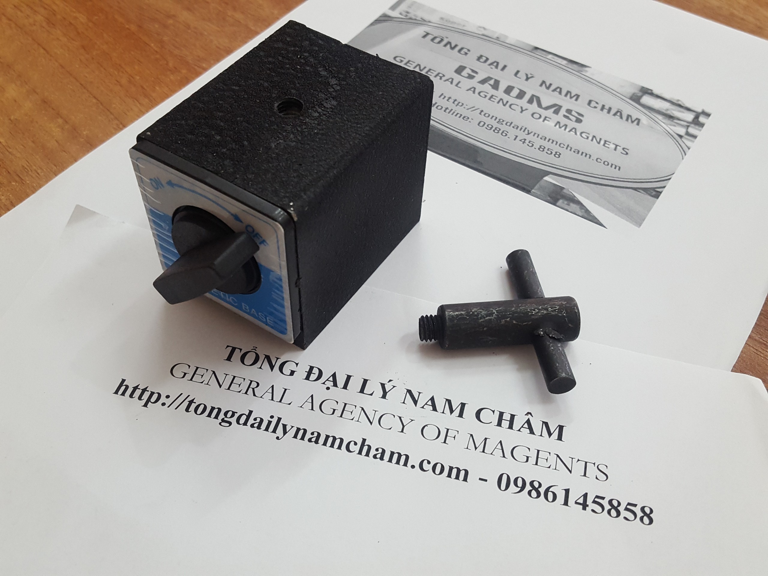 Dụng Cụ Từ Tính Nam Châm On/Off 60Kg