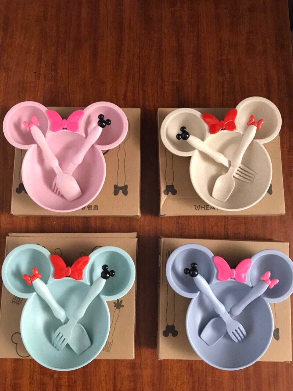 Bát ăn dặm Mickey tặng kèm dĩa và thìa