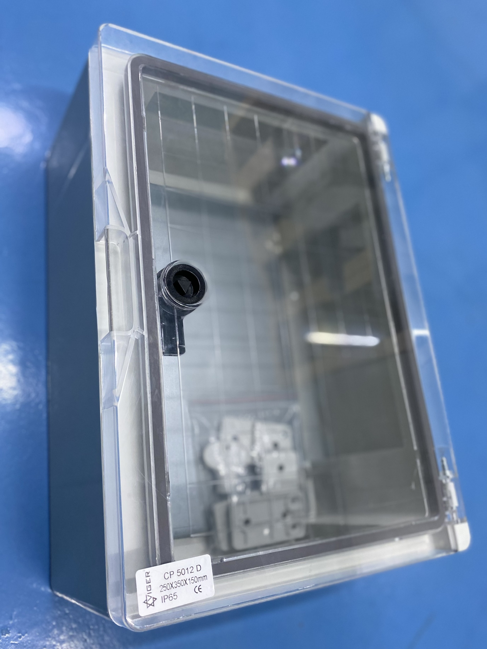 [HCM]Tủ điện nhựa Viger CP 5012D