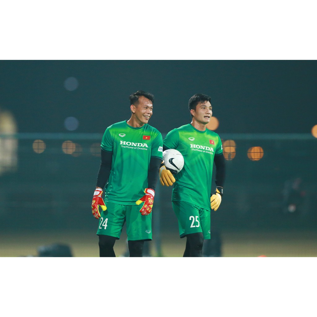 Găng Tay Thủ Môn  VGS Prider World Cup Limited Edition