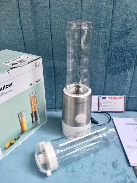 Máy xay sinh tố mini cầm tay Lock&Lock EJM241 600ml