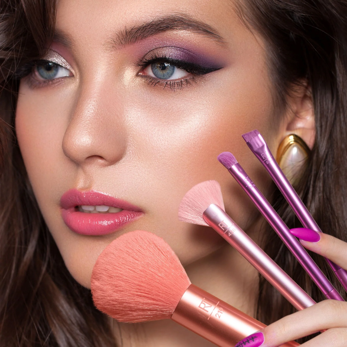 Bộ cọ trang điểm cá nhân RT Real Techniques 9 cây Insta Artist Brush Set 0071