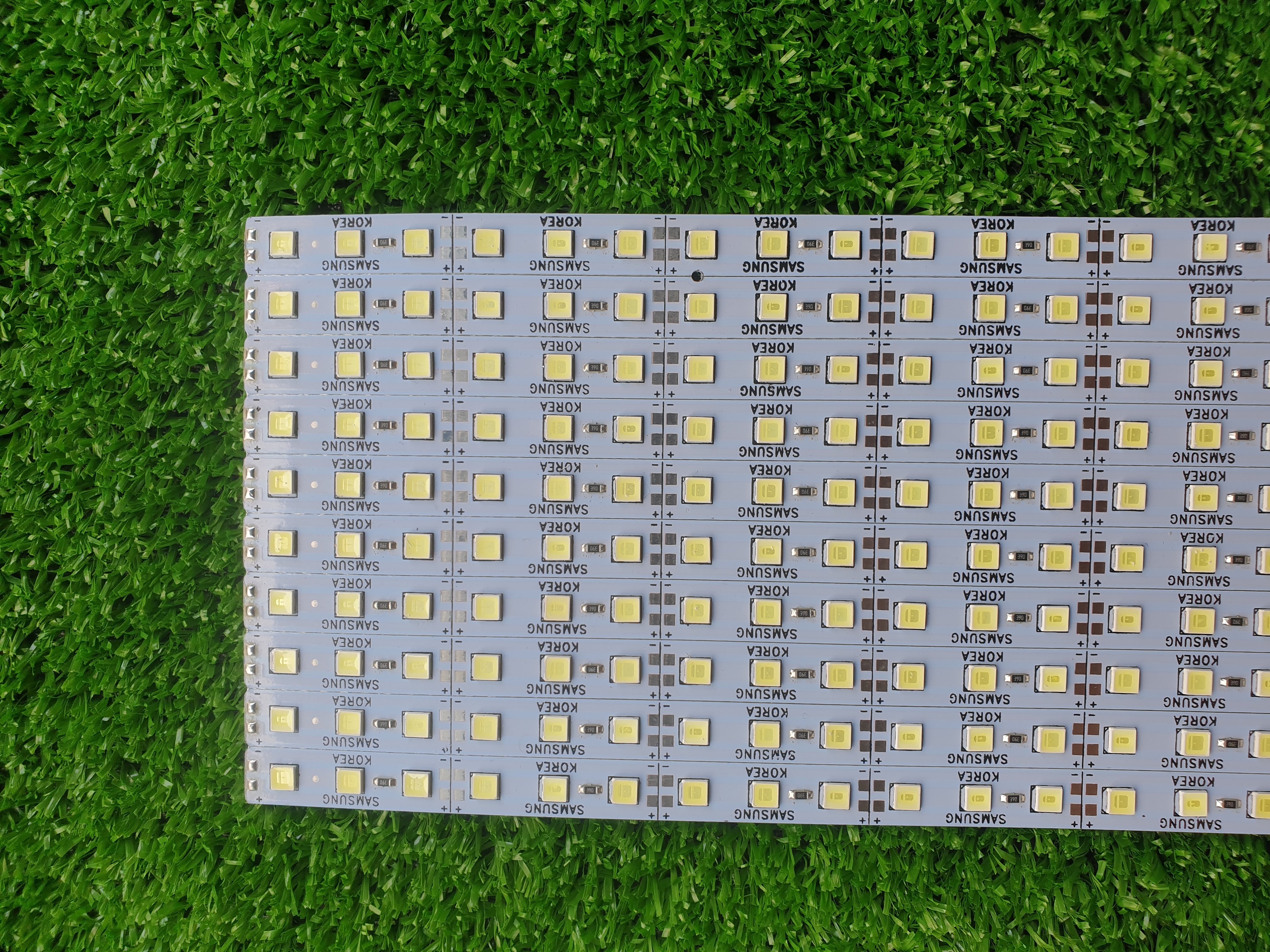 Đèn led thanh 12v chip led Hàn Quốc [ 5 thanh ]