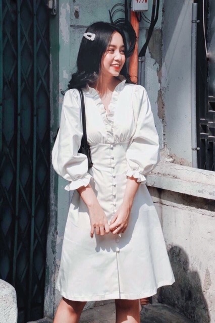 Đầm nhúng ngực nút bọc 2 màu