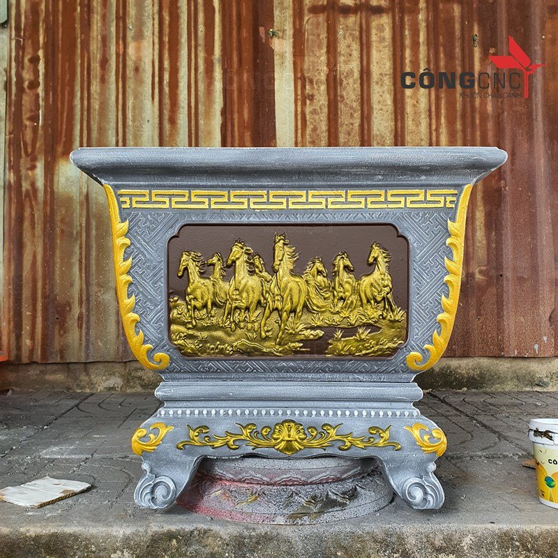 Khuôn Chậu Vuông 60 Kèm Chân Kỷ
