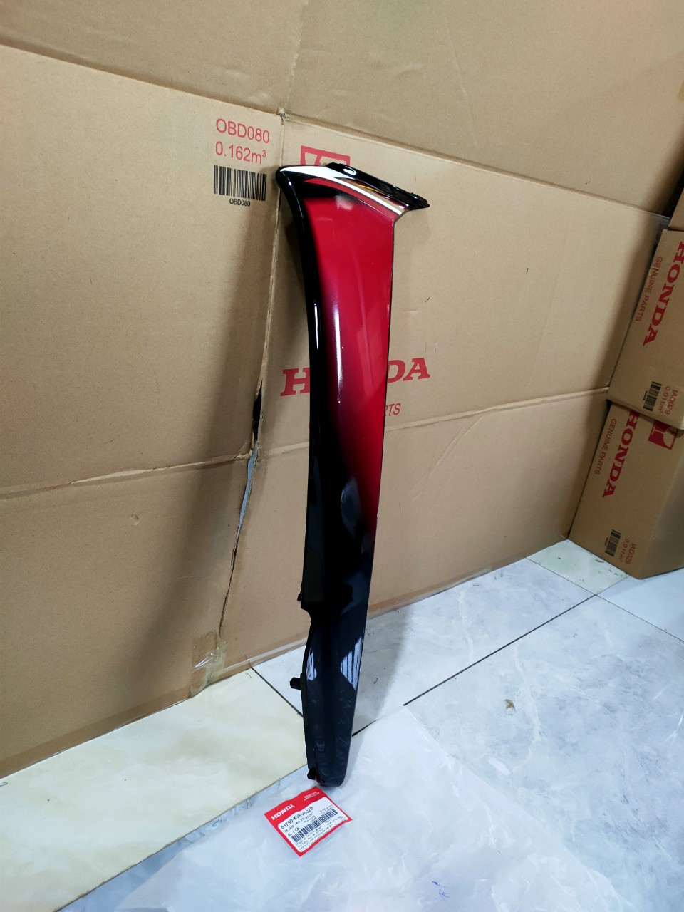 Cánh yếm trái Wave RSX 100 Năm 2008 màu Đỏ đen *R315P* (64750KVRV60ZB)