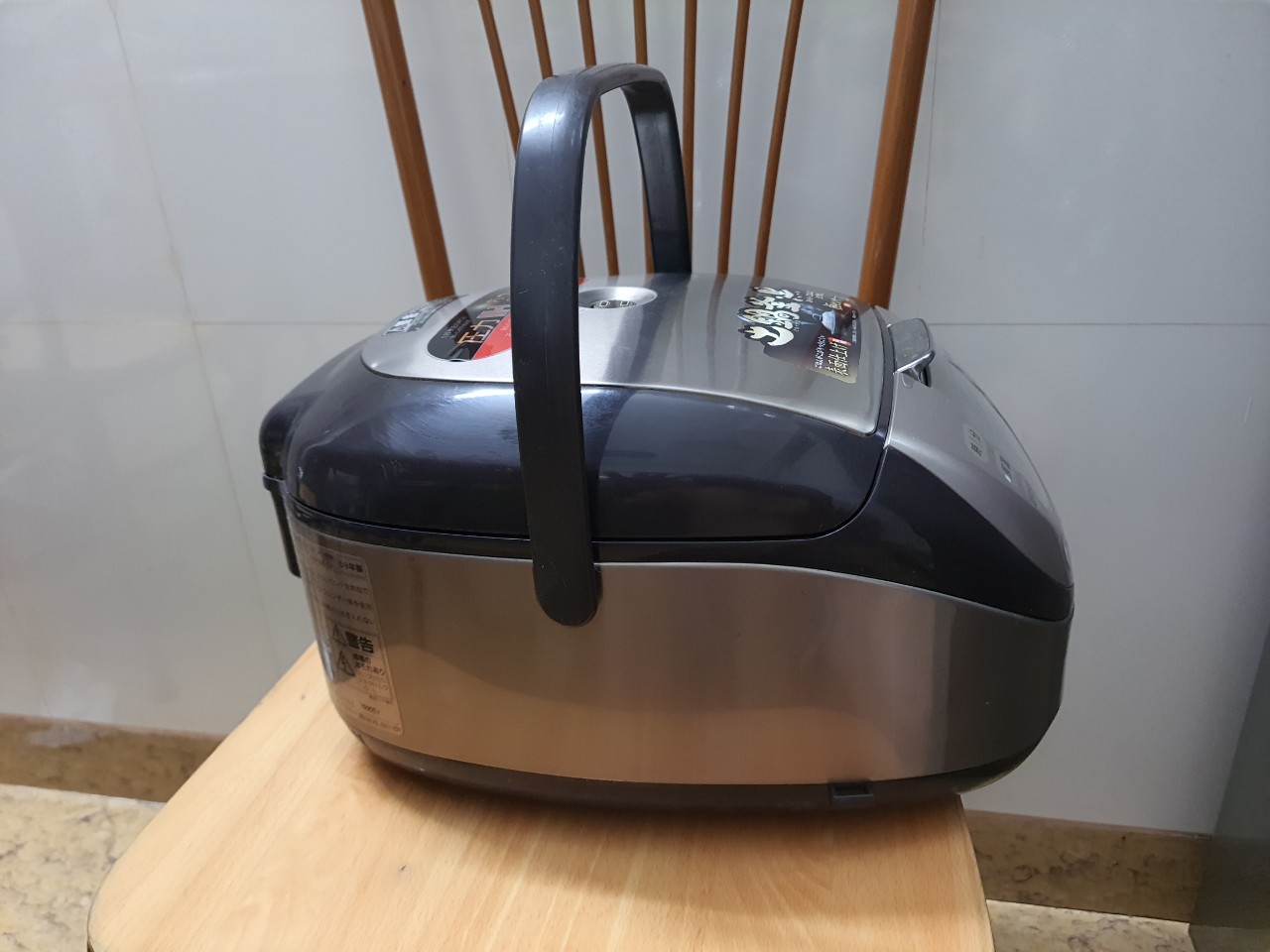 Nồi cơm điện cao tần IH Tiger gốm nấu cơm cháy