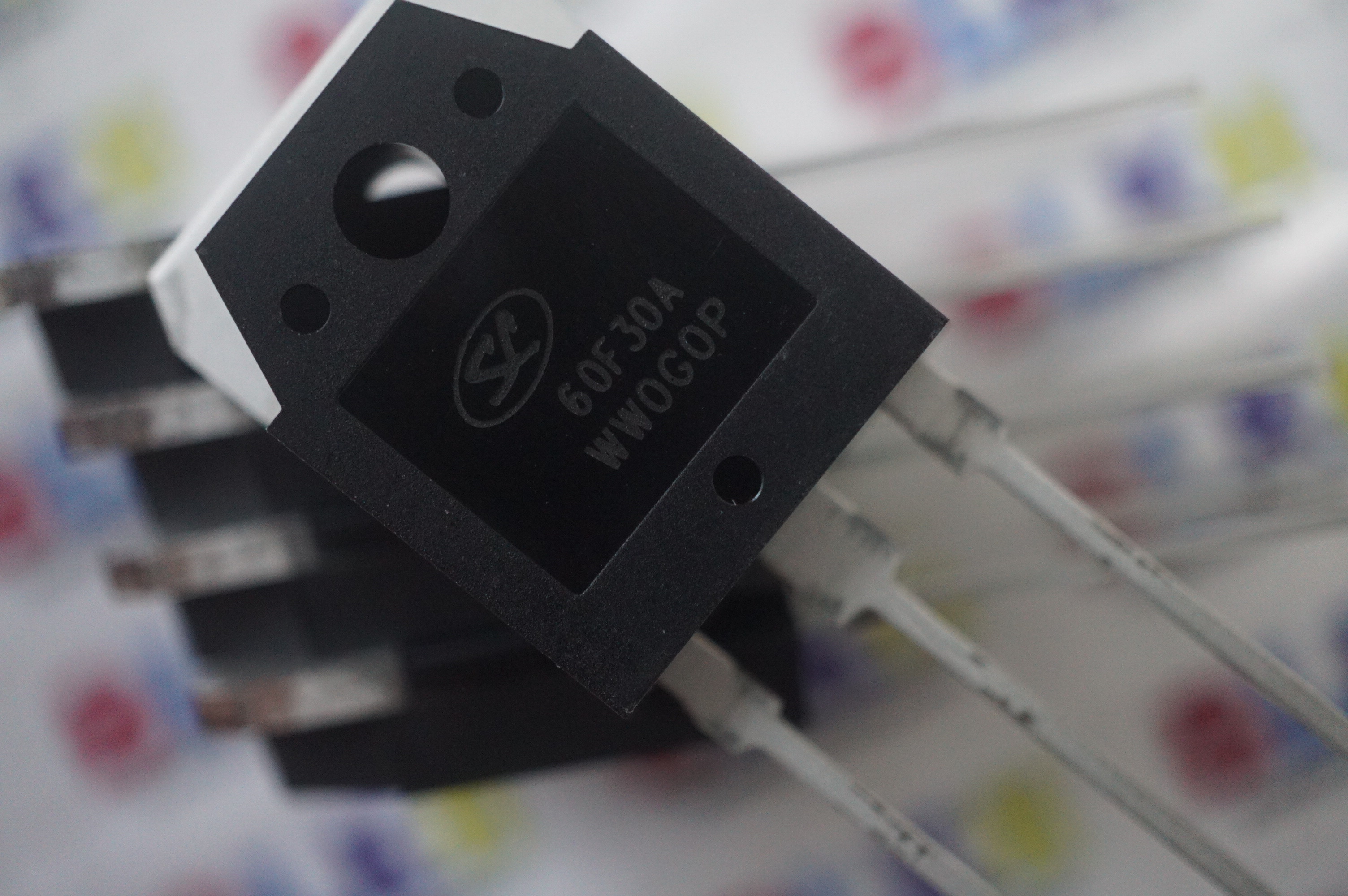 Diode cắm 60F30SW3 60F30A 300V 30A TO-247 chính hãng