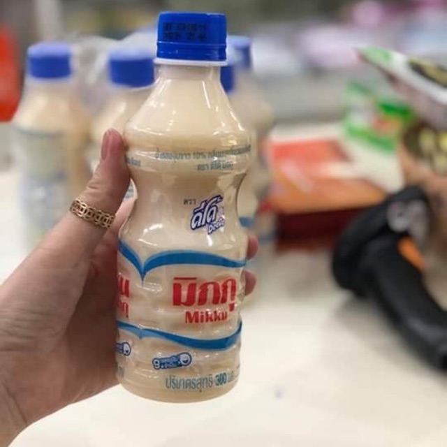 01 LỐC (6 CHAI) SỮA CHUA LÊN MEN MIKKU THÁI LAN
