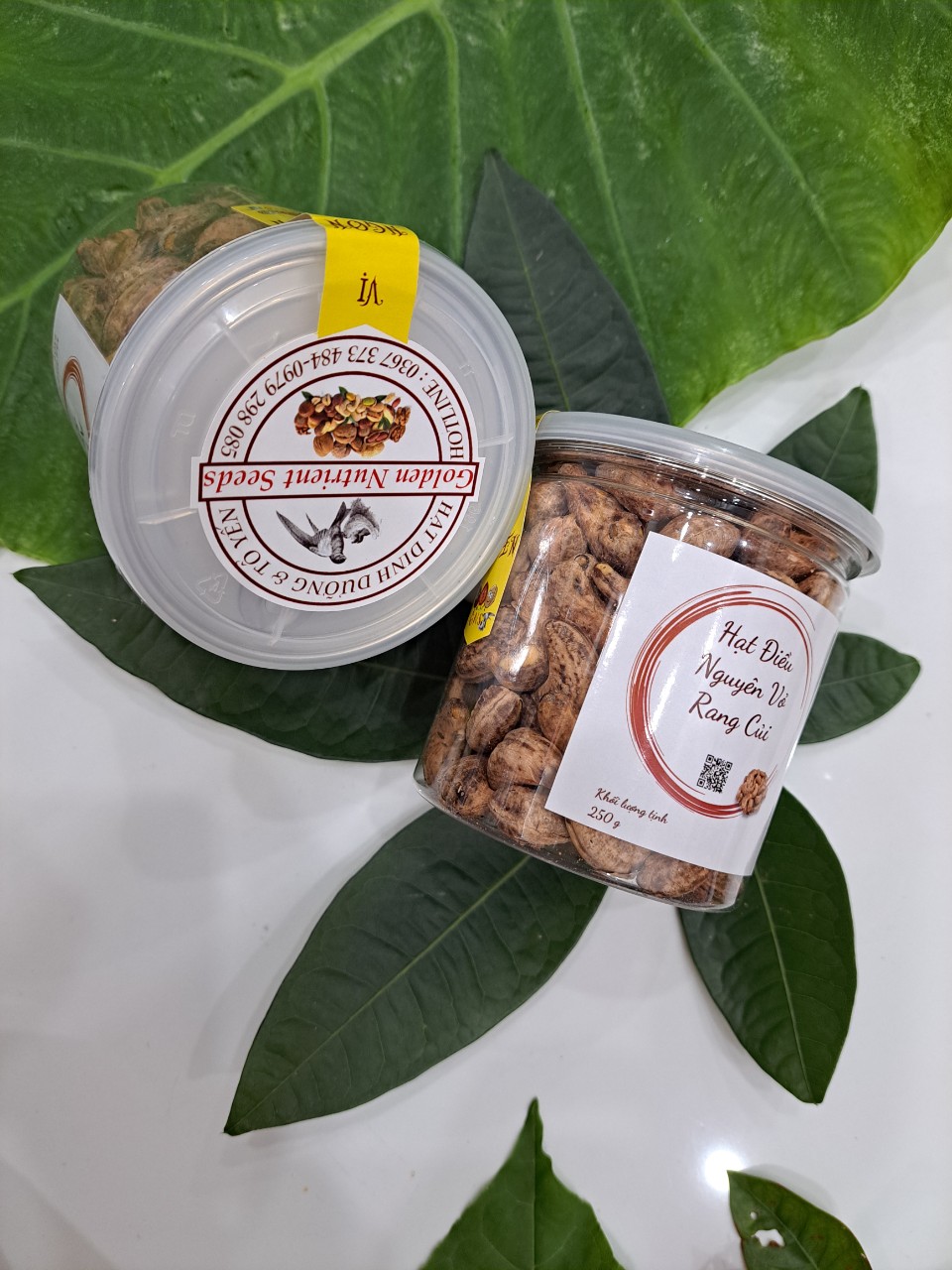 Hạt điều nguyên vỏ rang củi (hộp 250g)