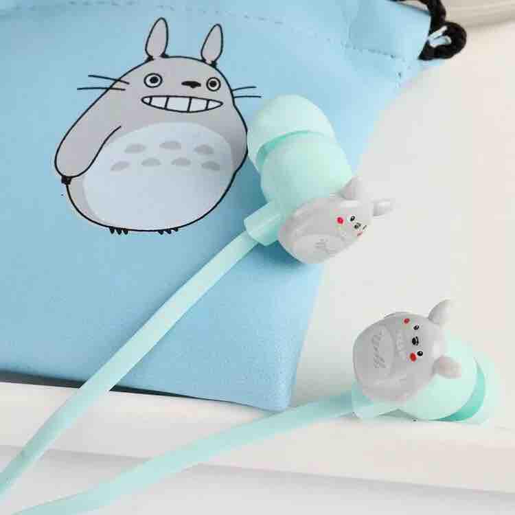Tai nghe kèm túi đựng Totoro ❤️