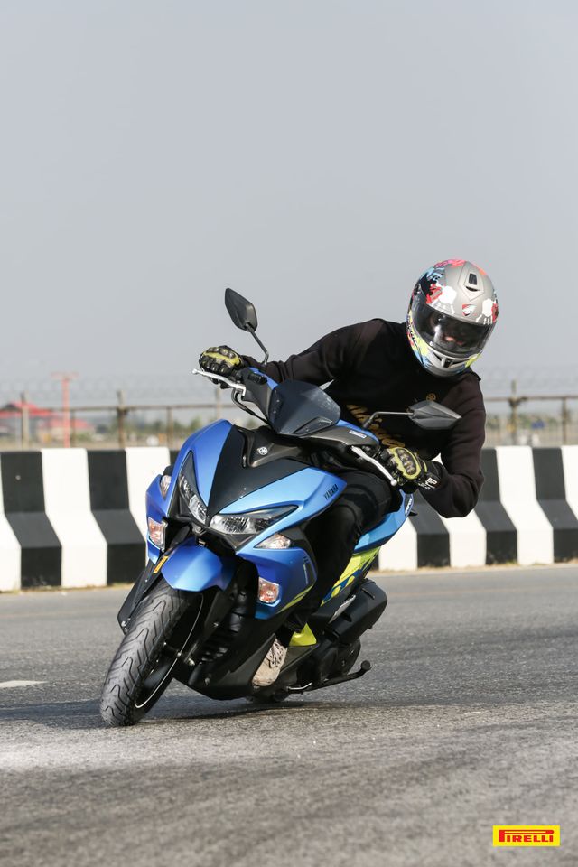 [Motoworld Phân Phối] Vỏ Pirelli Angel Scooter 14"