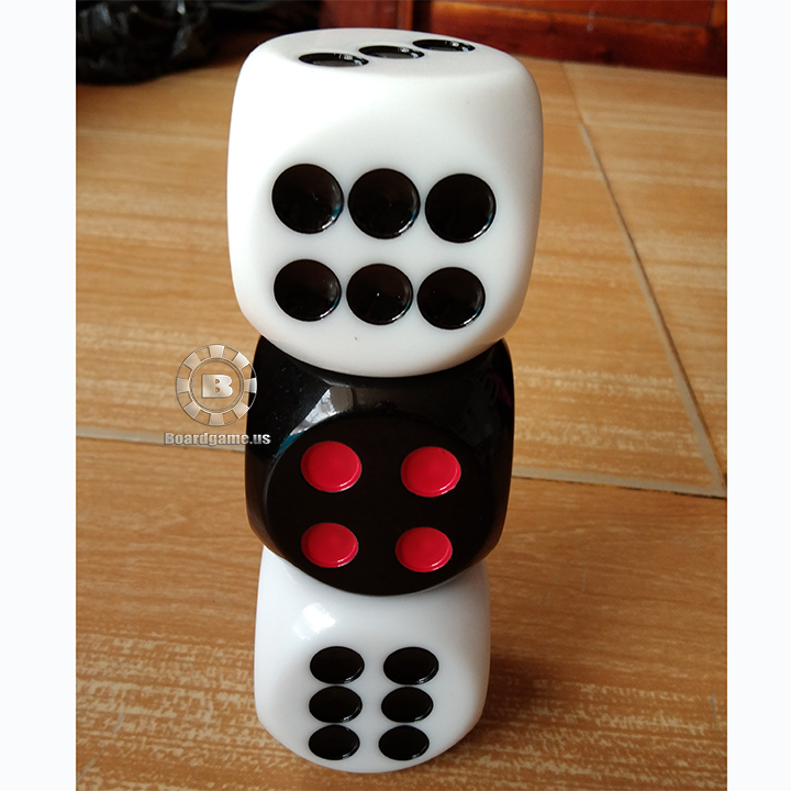 2 viên xúc xắc siêu khủng 50mm trắng và đen