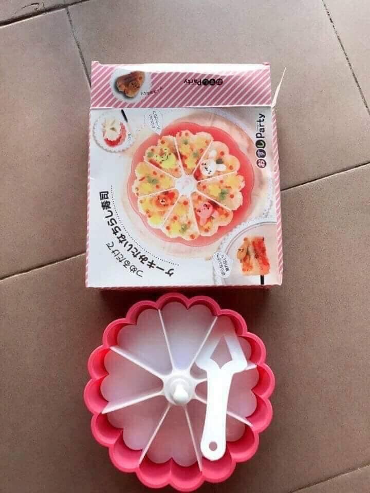 Khuôn chia đồ ăn đa năng 8  ngăn ( xôi,cơm, bánh, thạch)....