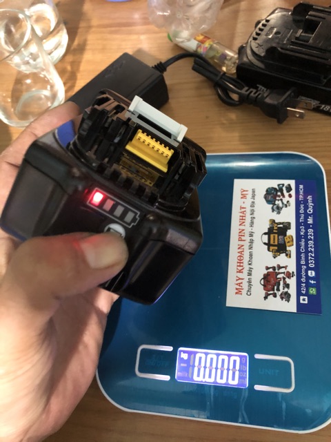 [HCM]Pin makita 18 v 5ah mới