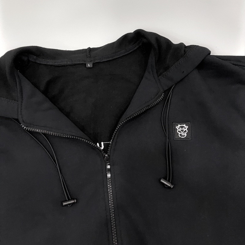 [HCM]áo khoác con bò đen ảnh thật unisex