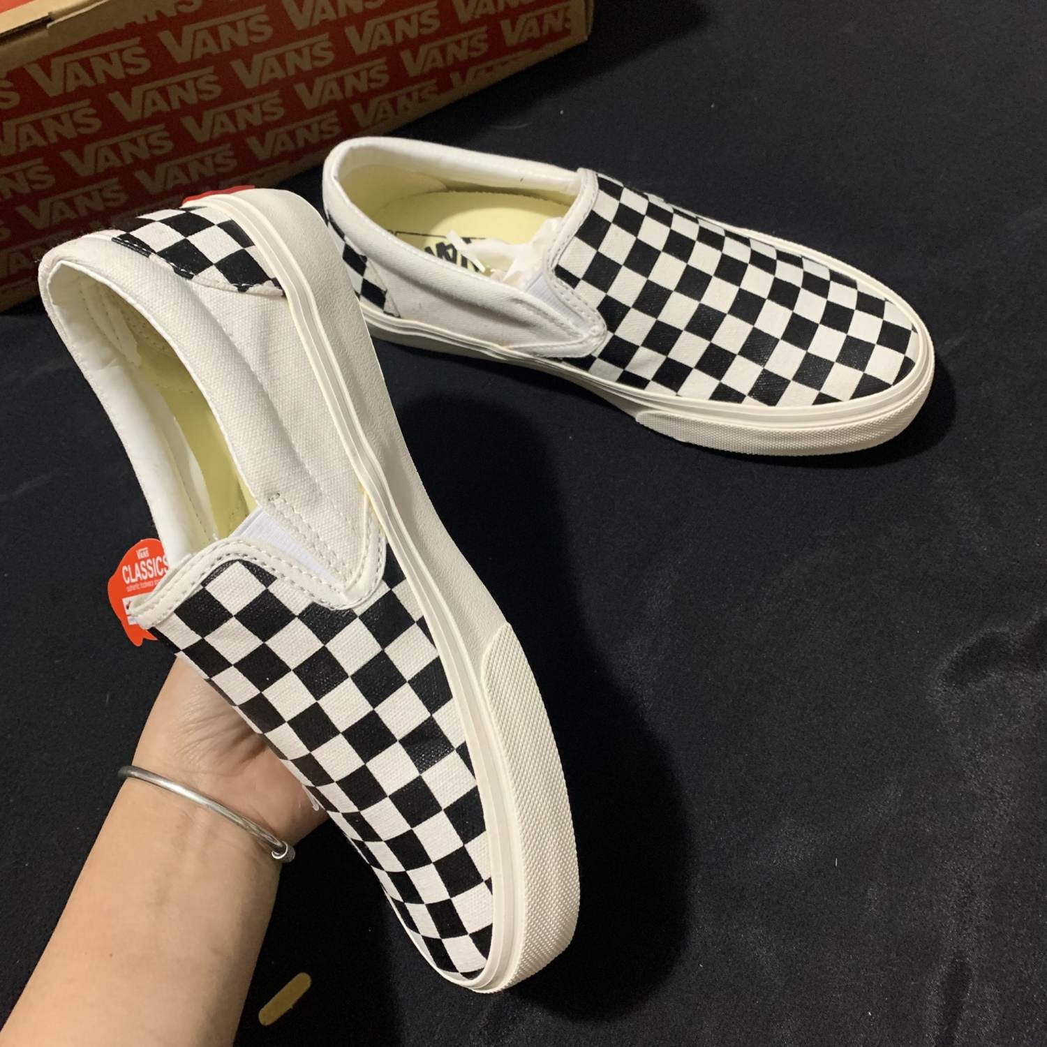 Giày thể thao Vans lười caro