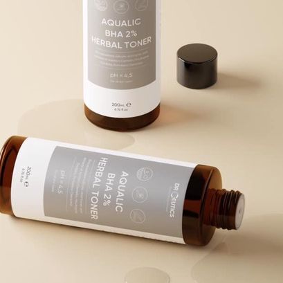 Dung Dịch Cân Bằng Da DrCeutics Aqualic BHA 2% Herbal Toner