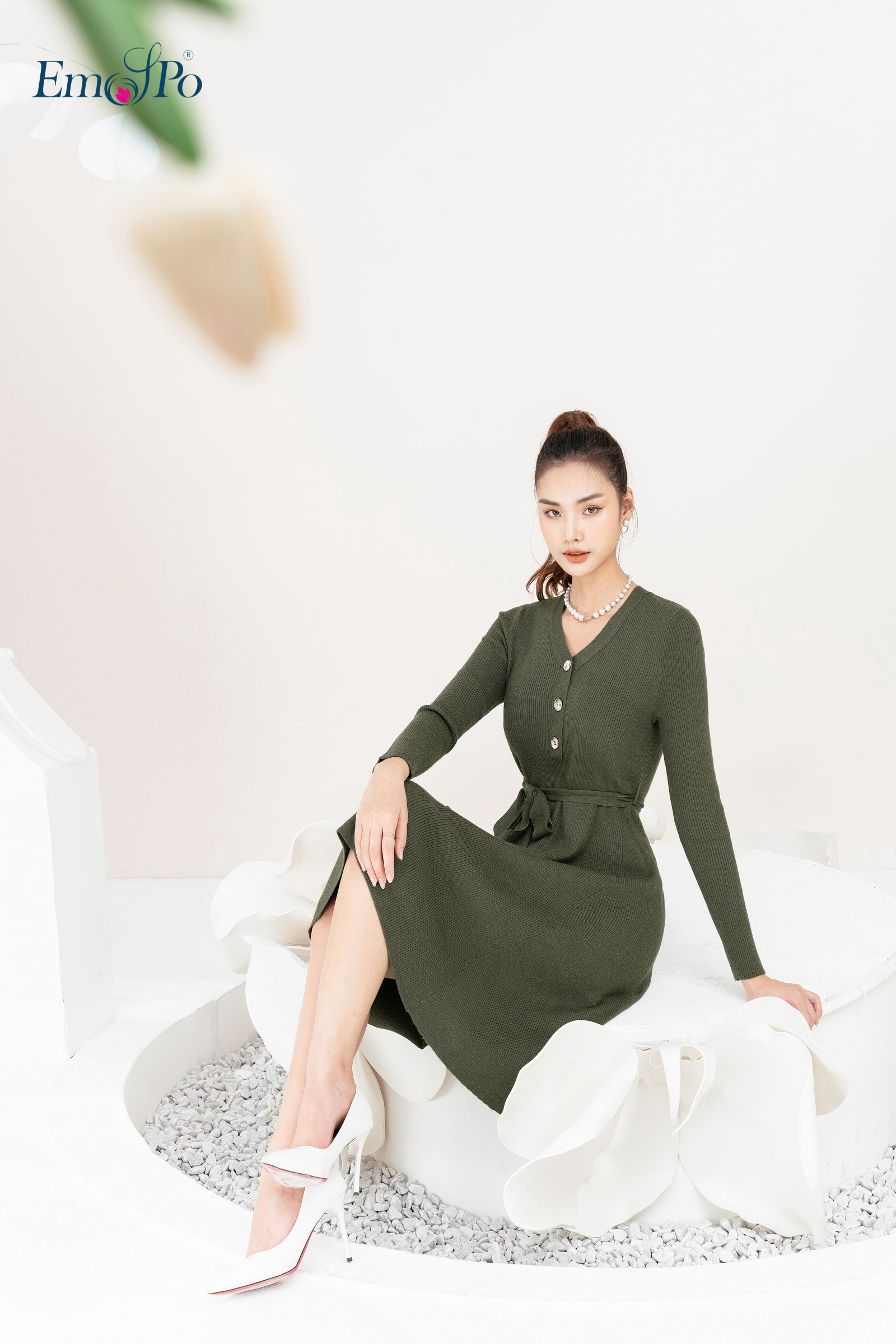Đầm Len Cổ Tim Dáng Xòe Có Đai Emspo Dll0015