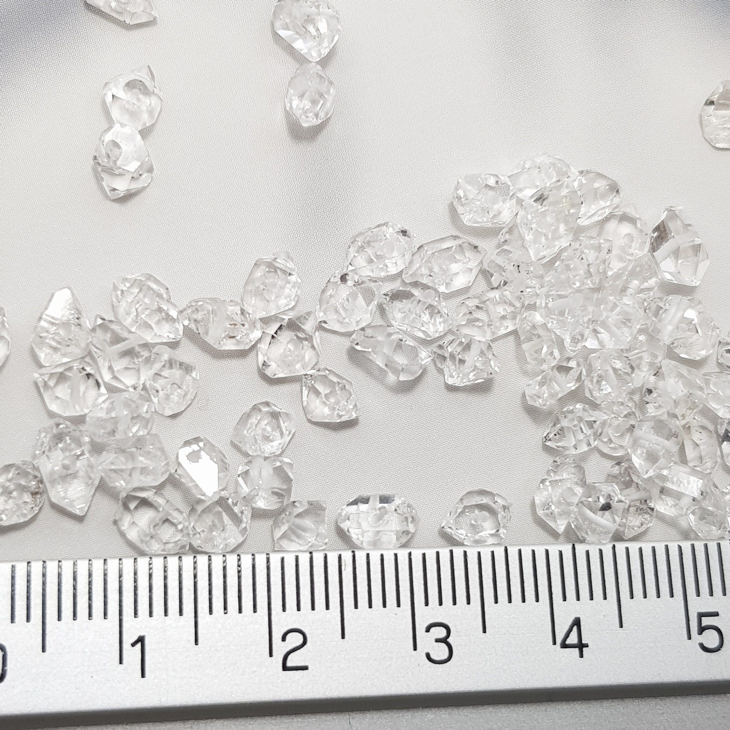 [1 hạt][ℍ𝕖𝕣𝕜𝕚𝕞𝕖𝕣 𝔻𝕚𝕒𝕞𝕠𝕟𝕕] Hạt lẻ đá Herkimer Diamond 2-4mm